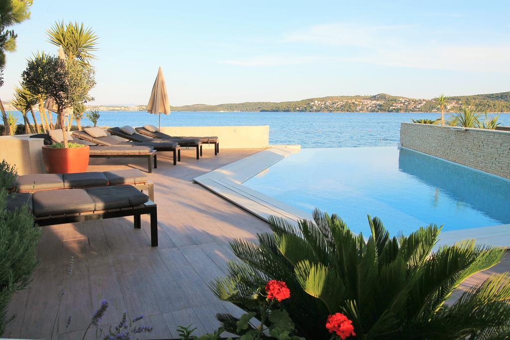 Apartments Marer Trogir Eksteriør bilde